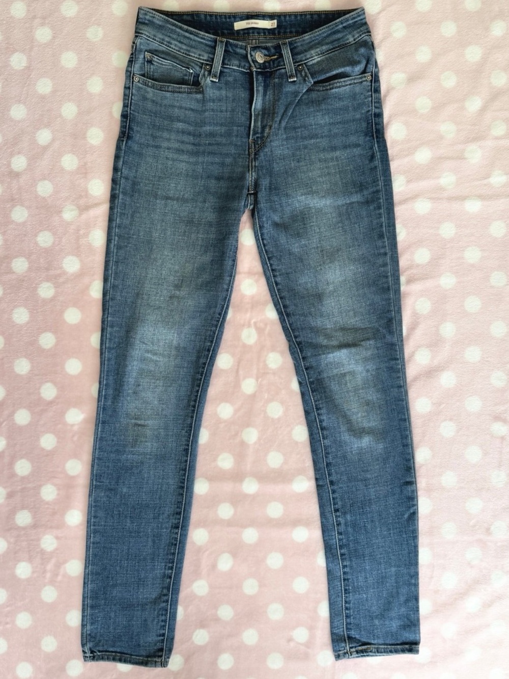 Levi’s 711 skinny jeans